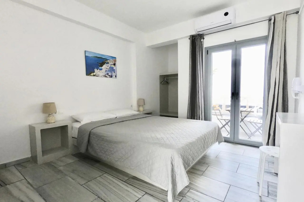Anny Studios & Rooms Perissa Beach