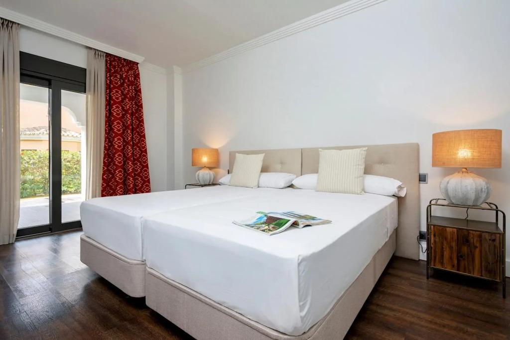 Spectacular apartment with direct access to the beach. Venalmar T