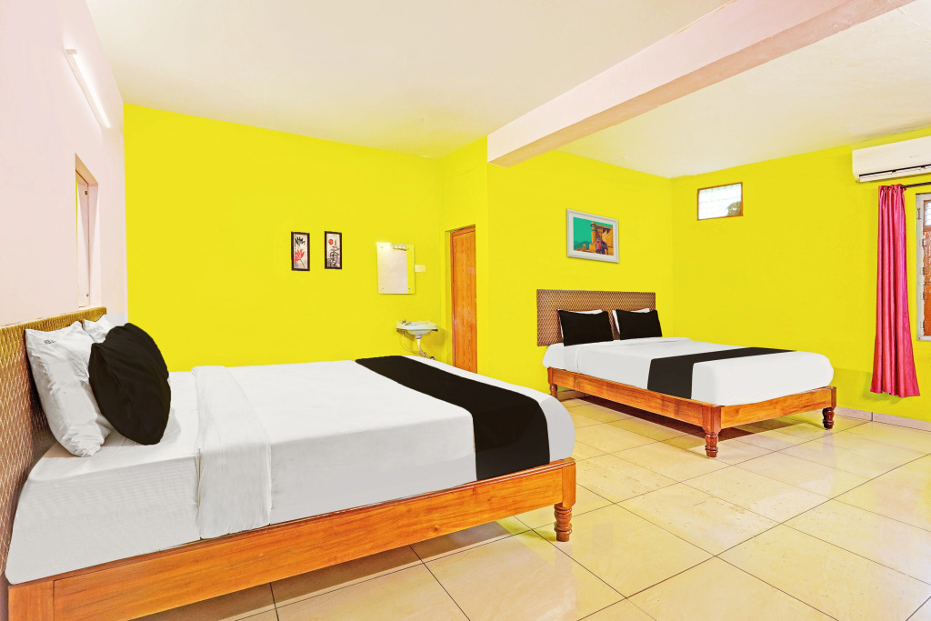 Super Hotel O Thavalakuppam Near Bus Stand