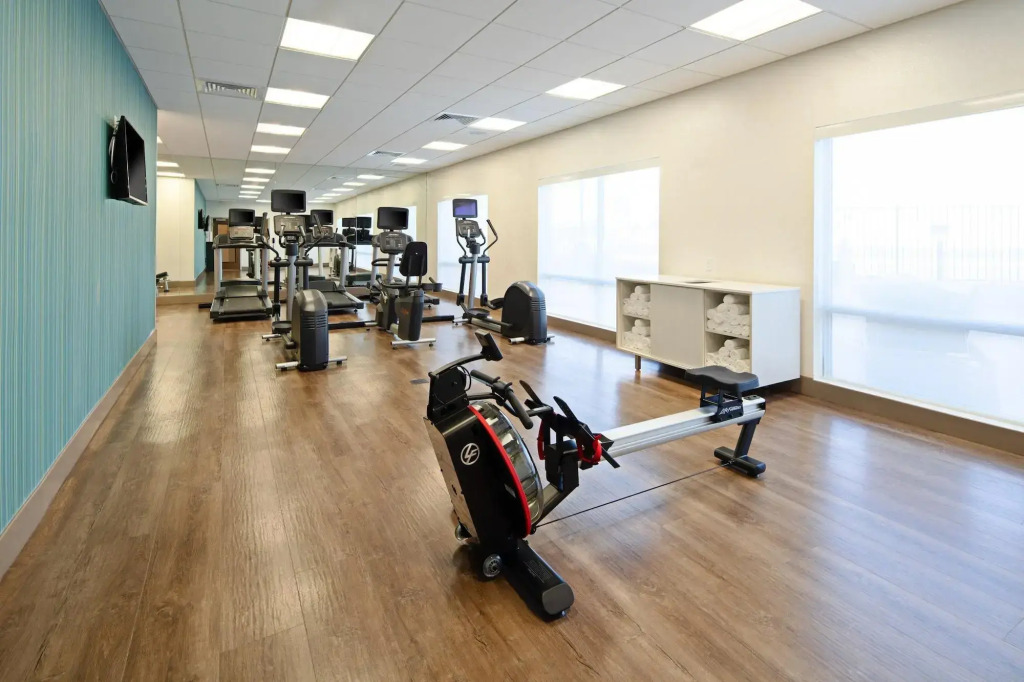 Holiday Inn Express & Suites Murrieta by IHG