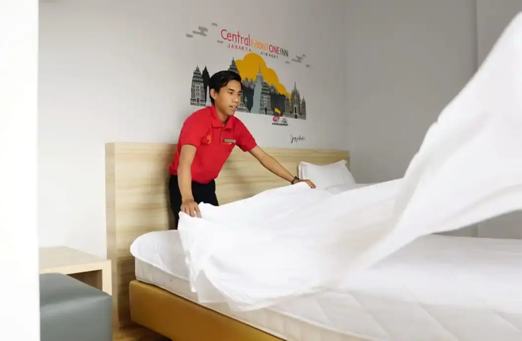 Central Front One Inn Jakarta Airport