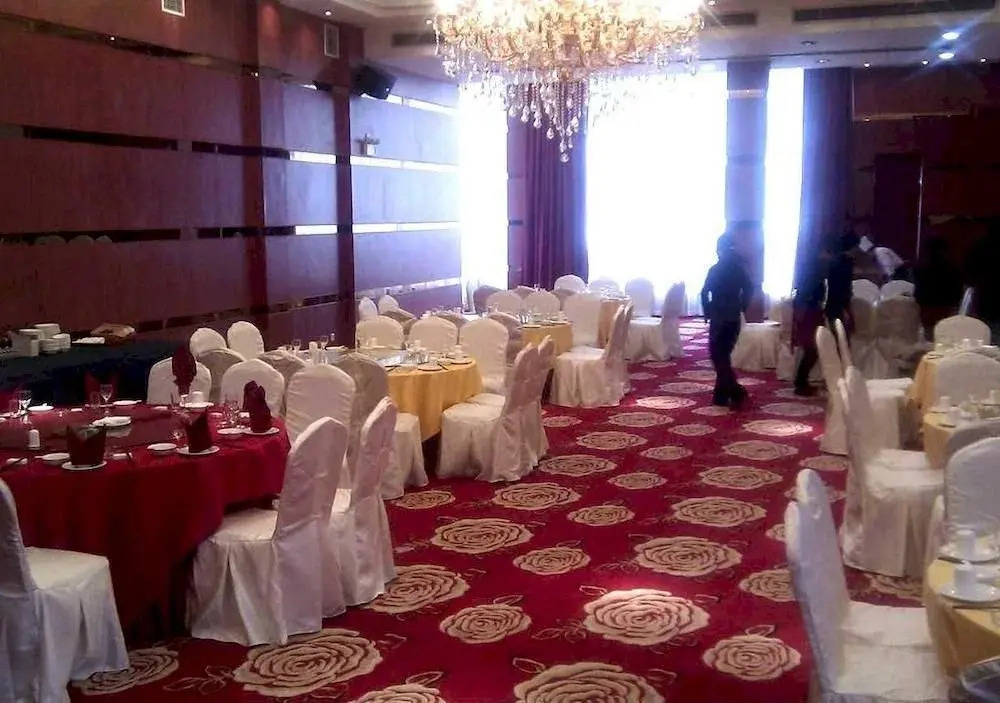 Fortune Hotel
