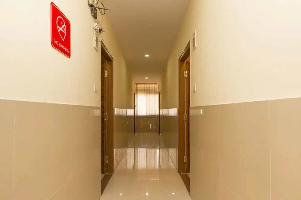 OYO 1848 Hotel Anugriha Rooms