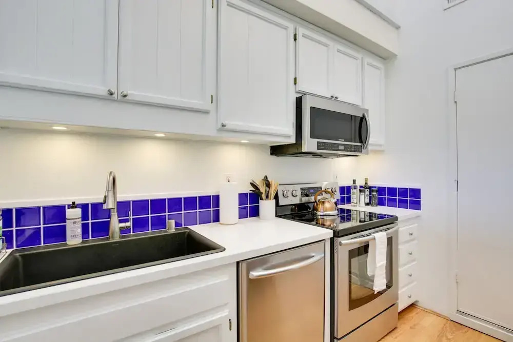 La Mesa Townhome: 15 Mi to San Diego!