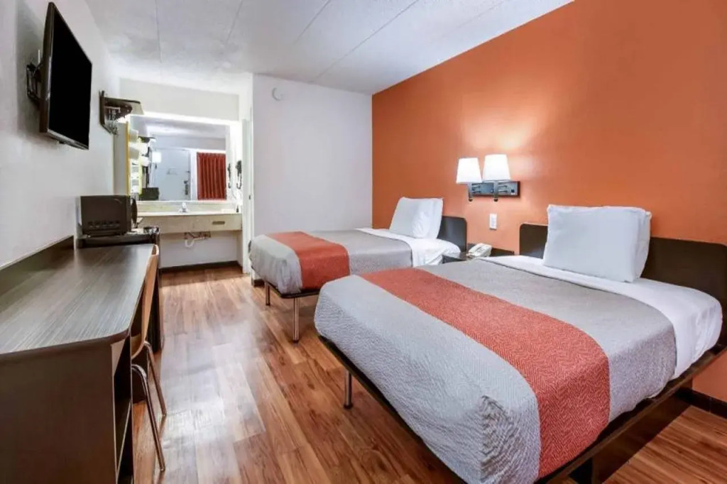 Motel 6-Grove City, OH