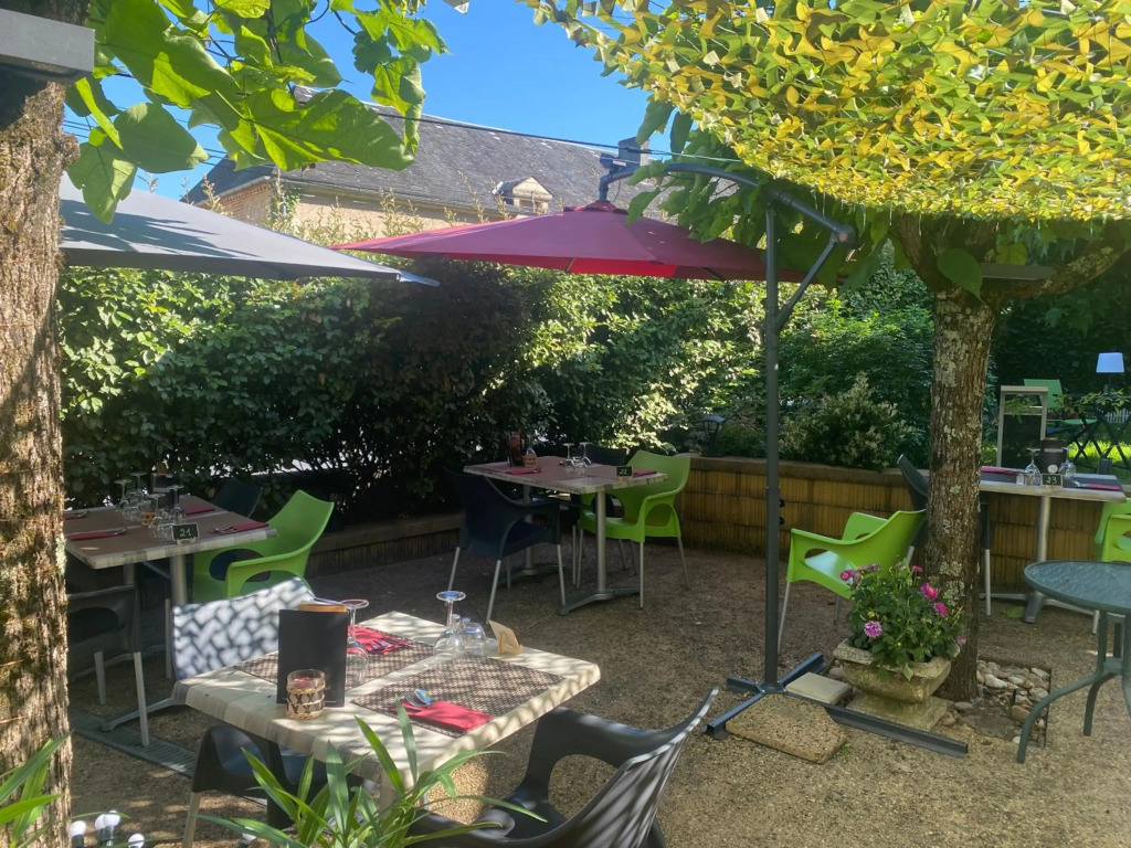 Logis Hôtel Le Cygne