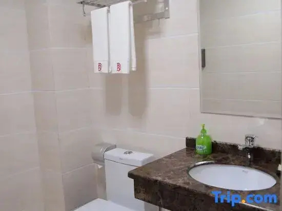 RongCheng Hotel