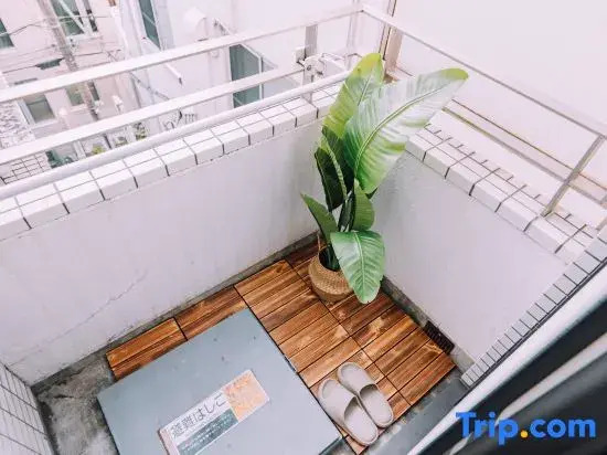 Showa Bloom 402: Shinjuku