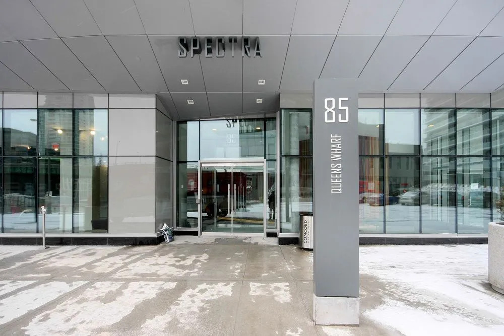 Luxury Home by Rogers Centre