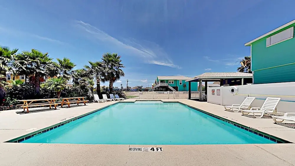The Mermaid - 3 Br Home