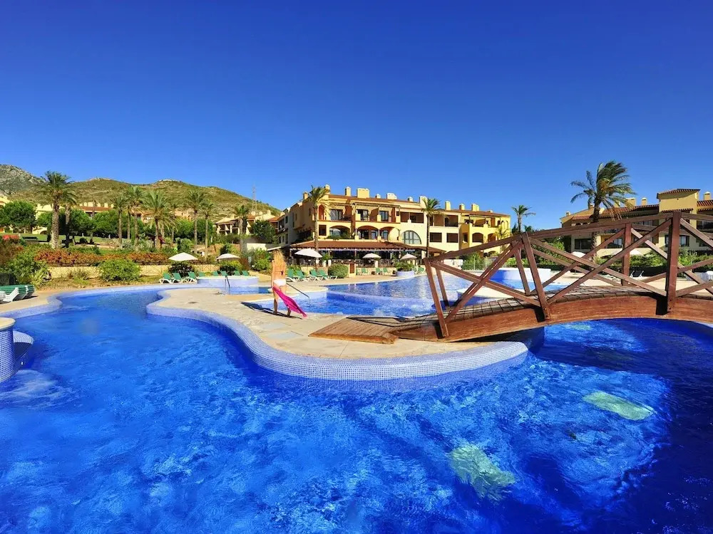 Nice Apartment With Airconditioning, 200 m. From Golfcourse