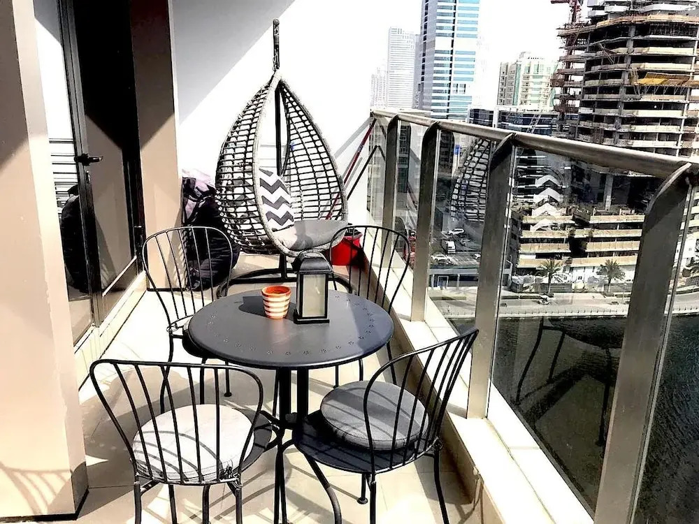Driven Holiday Homes Sparkle Towers