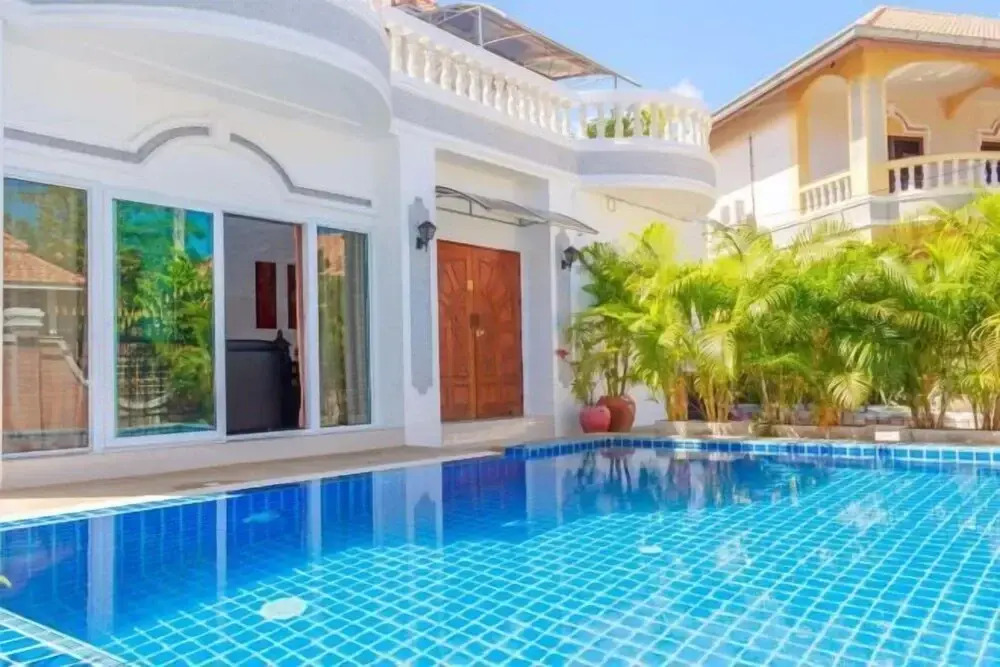 Grand T.W. Home 1