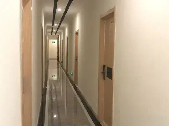 Yijingteng Hotel