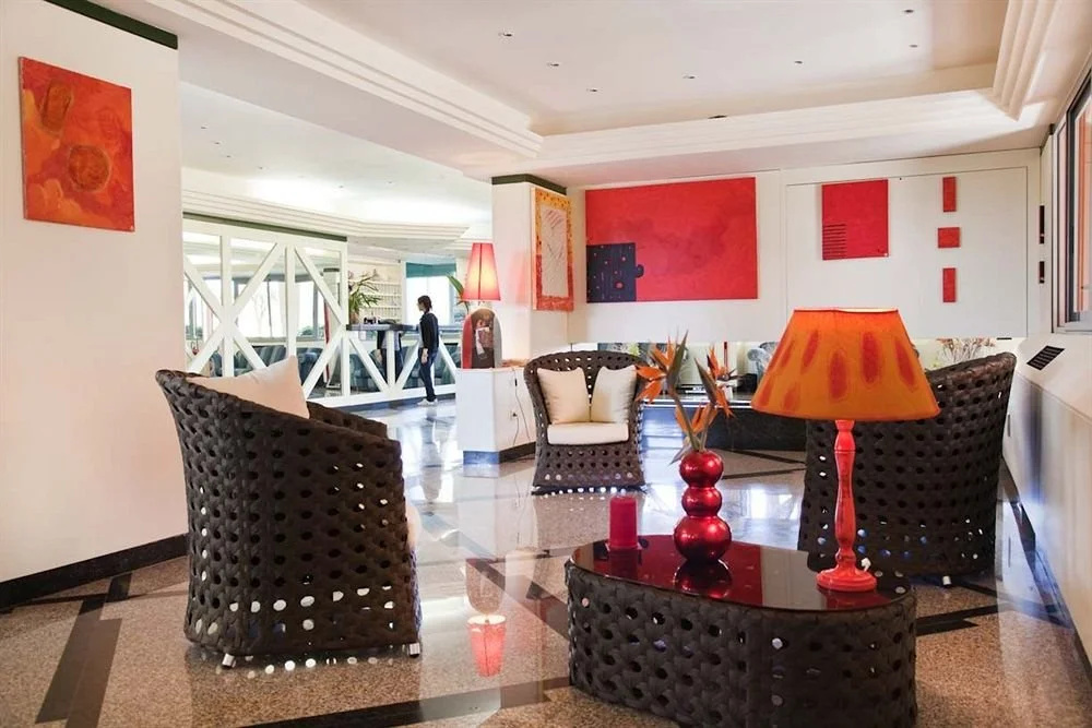 Qt Hotel