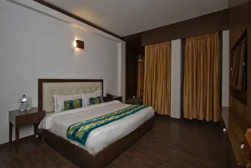The Whispering Inn Resort & Bar Old Manali