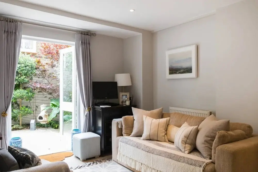 Gorgeous 2 Bed Fulham Flat With Garden