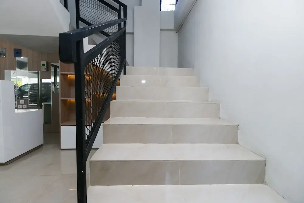 Airy Legian Praja Natha 2 Bali