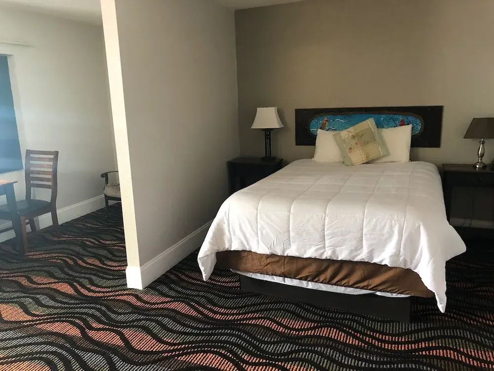 Country Town N Suites