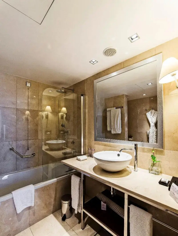 Crowne Plaza Porto by IHG