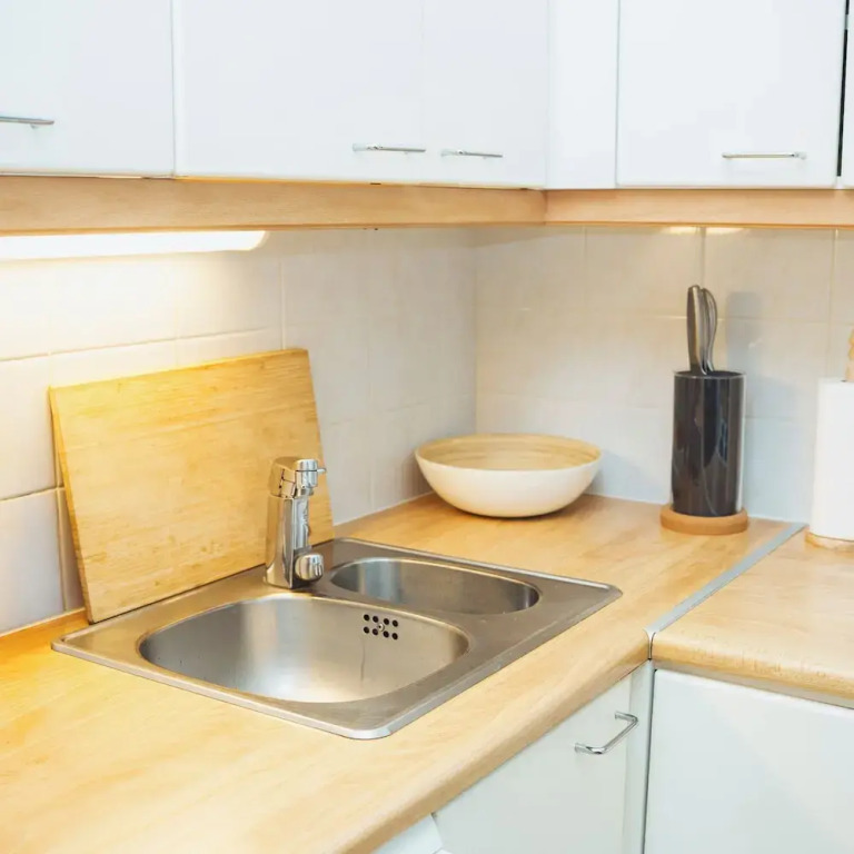 Cozy 2 Room Apartment With a Private Sauna!