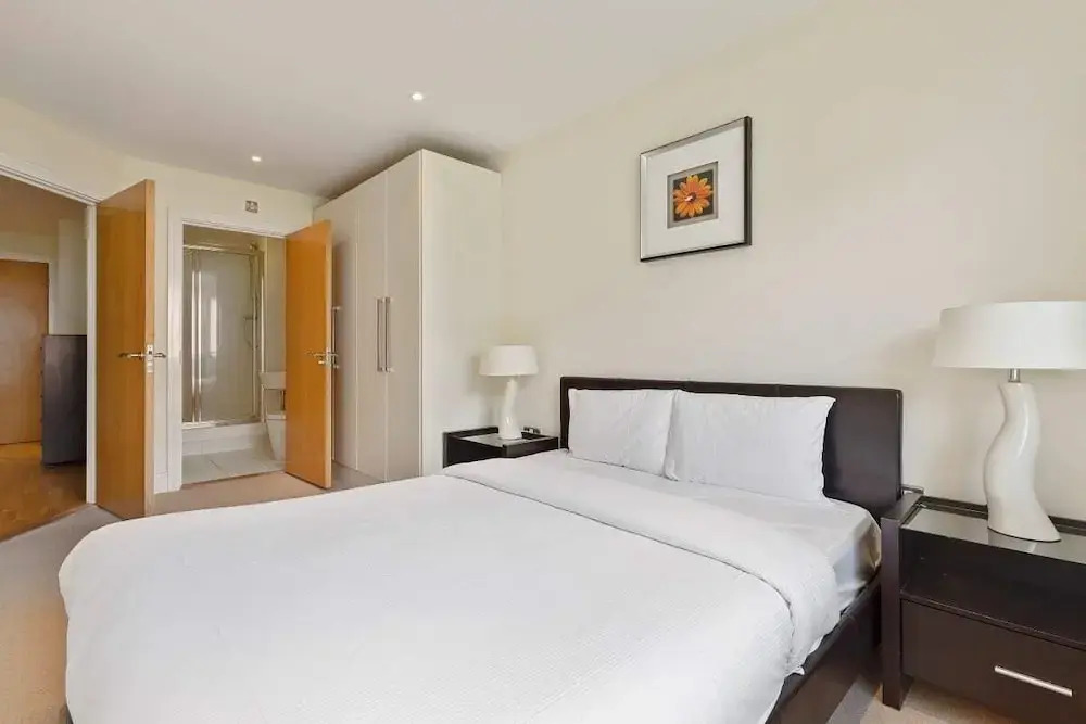 Stunning 2 Bed Apt W/balcony nr Islington
