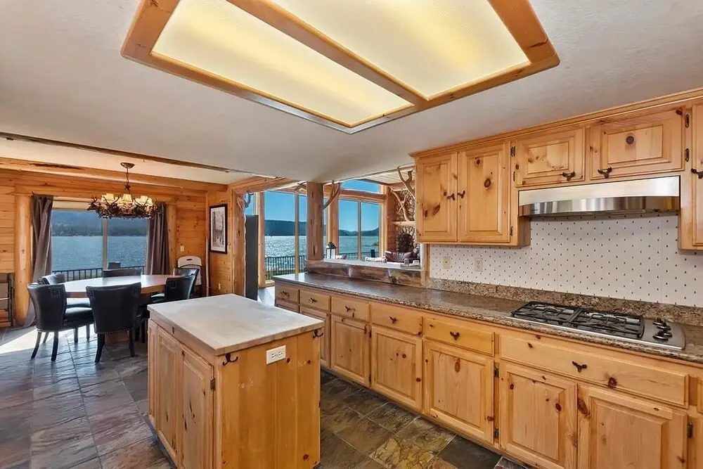 003 Northern Exposure Home