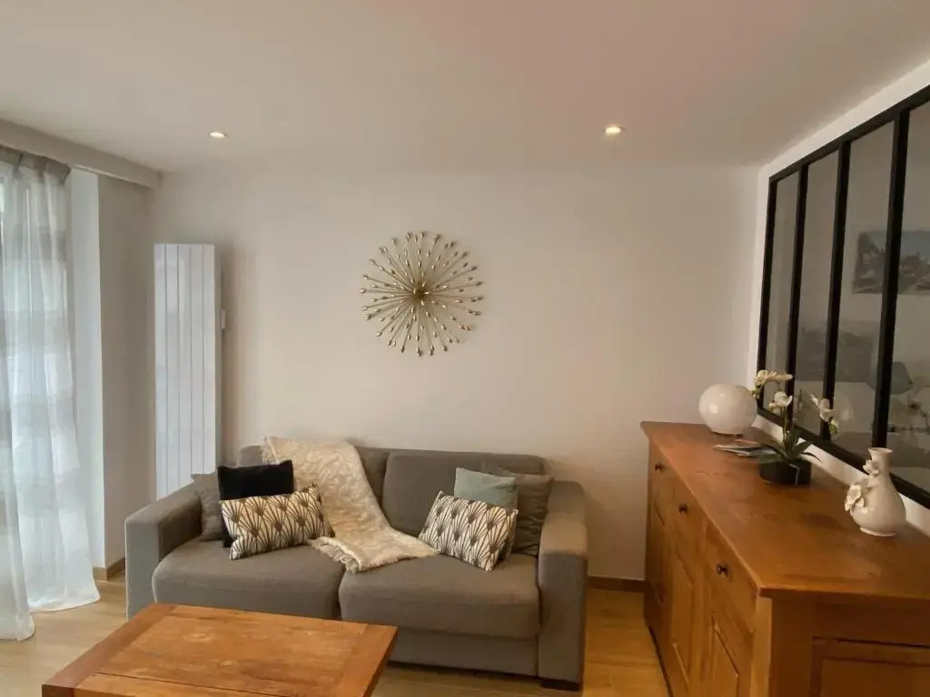 Studio 30 M2 Hyper centre, Neuf, Parking Gratuit, 3 Étoiles
