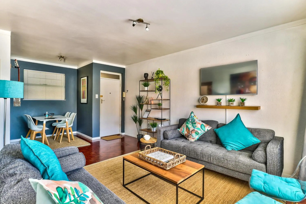 Cozy 1 bedroom flat in the heart of Green Point