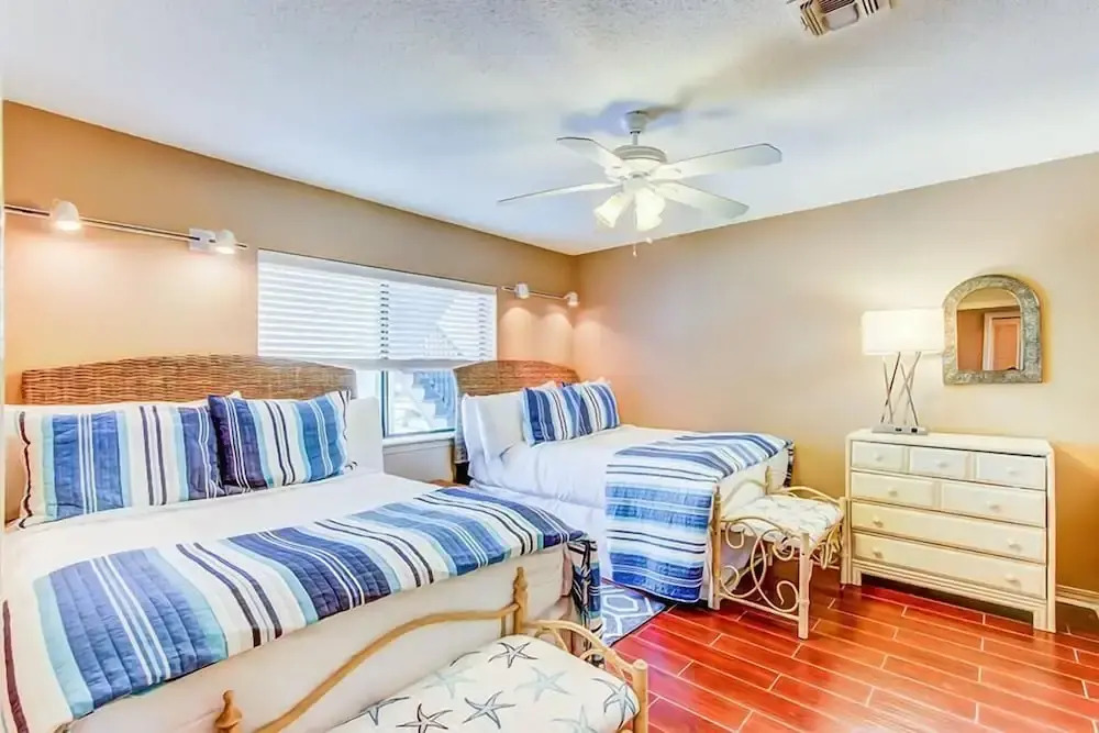 PALMS OF DUNE ALLEN 108 3 Bedroom Holiday Home by Five Star Properties