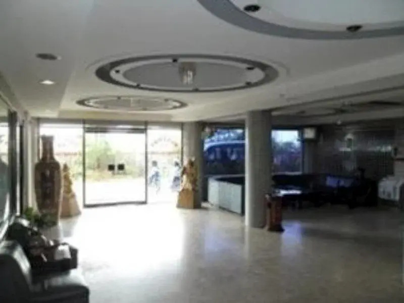 Shangrila Hotel
