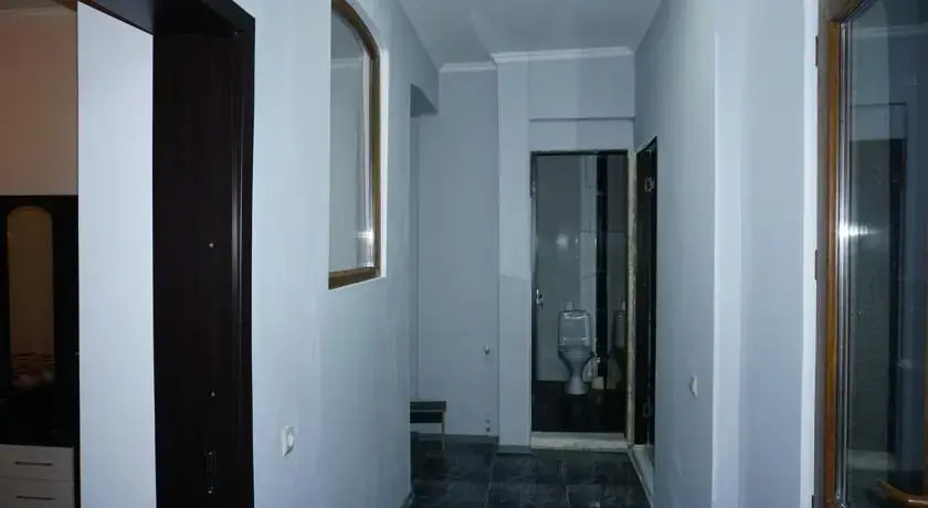 Vakare Hotel