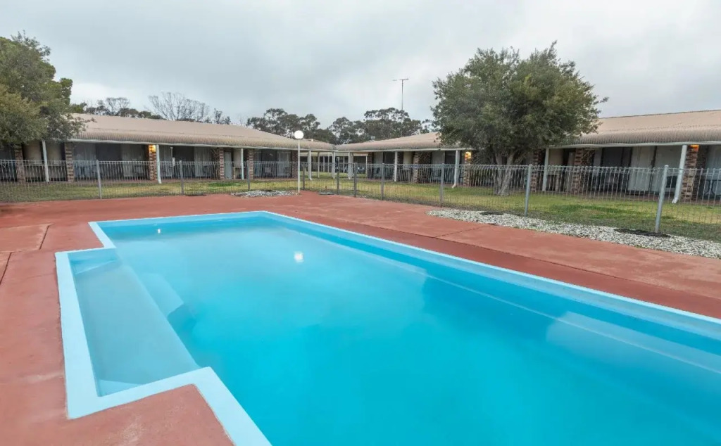 Club Inn Motel