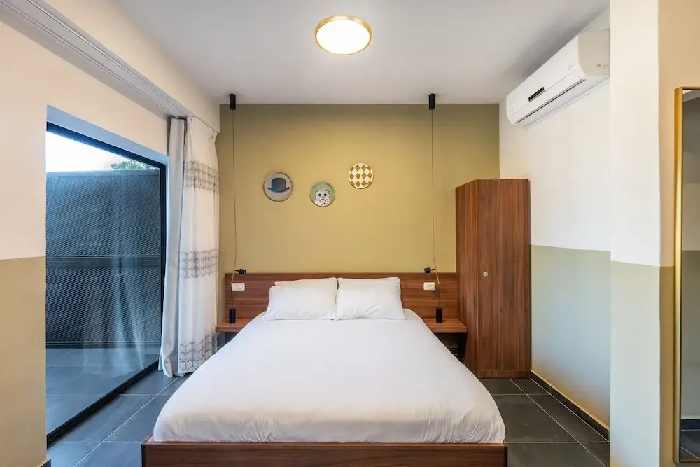 Domus Carmel Hotel