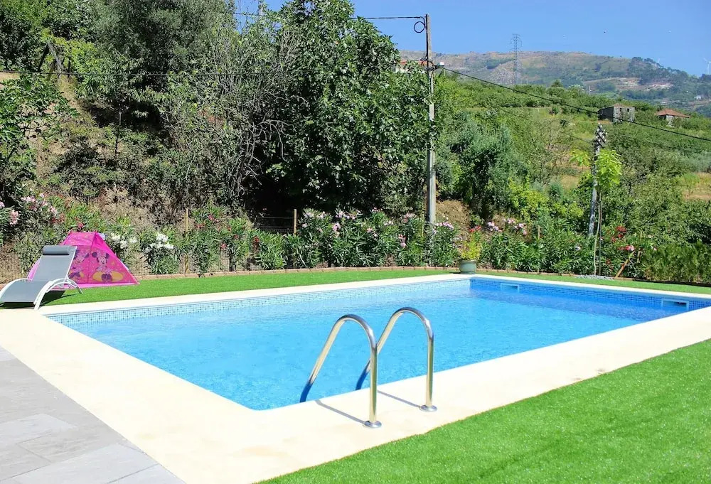 Peaceful villa in São Martinho de Mouros with private pool
