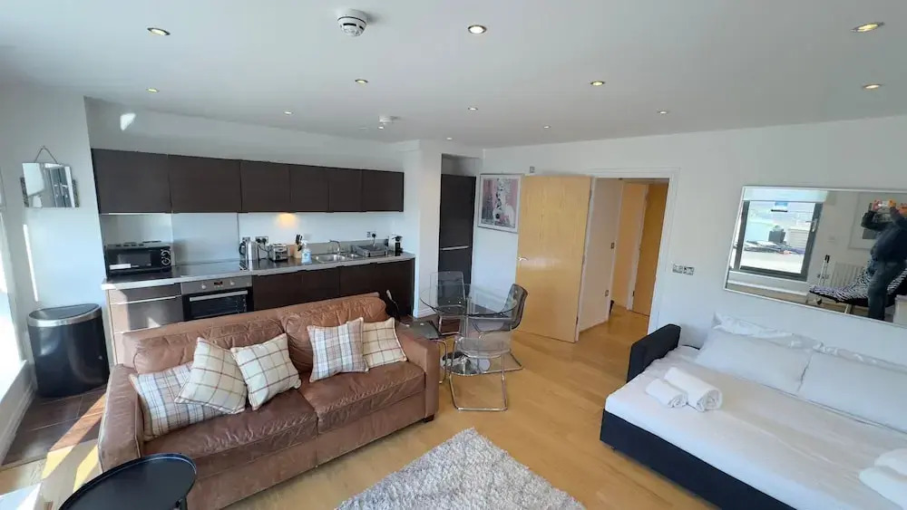 2-bed Apt, Sleeps 7, 5 Mins to Camden Market