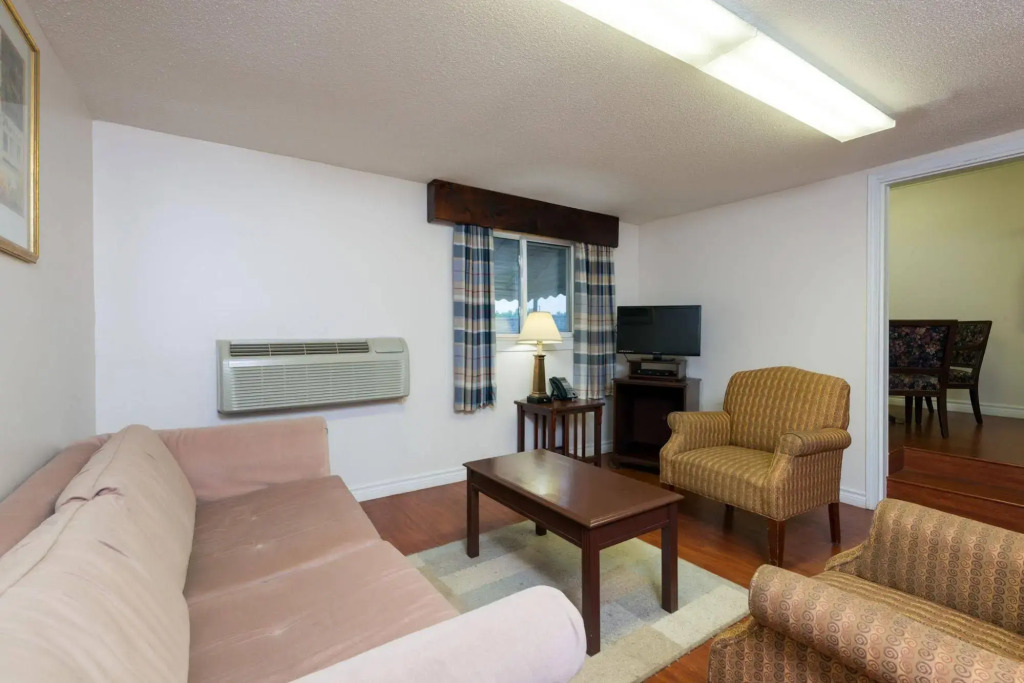 Leelas Villa Inn Flesherton