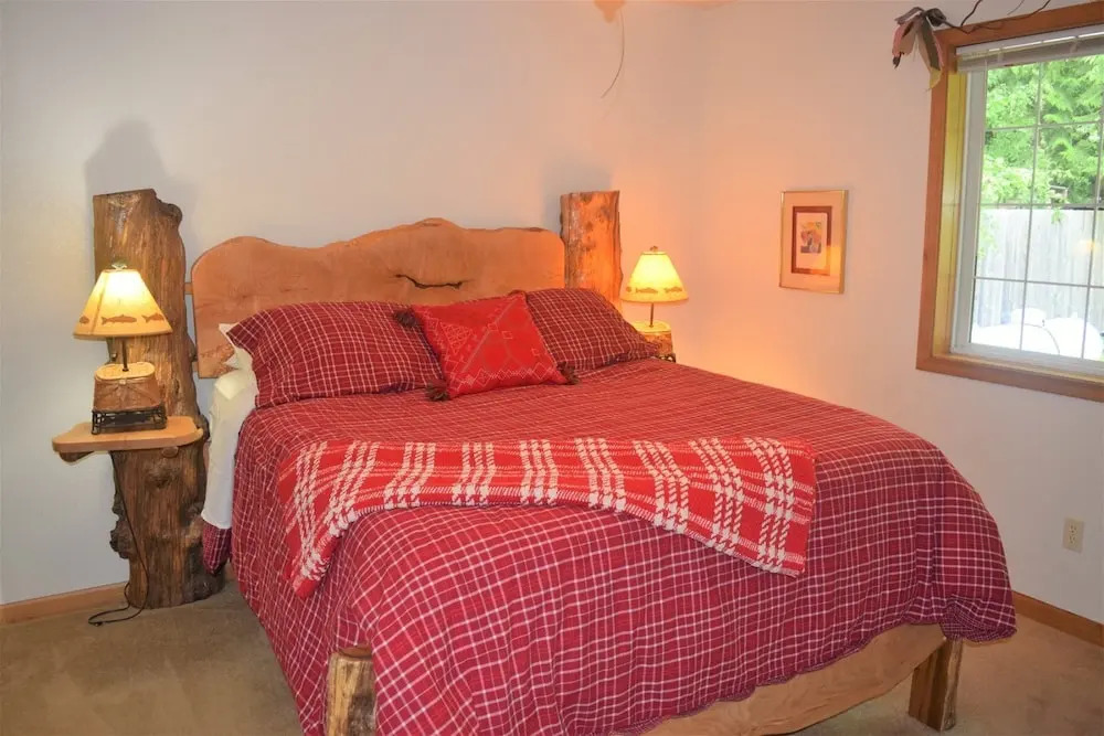Cougar Cabin