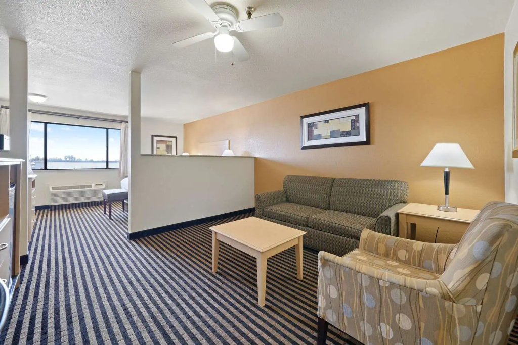 Best Western Plus Executive Inn & Suites