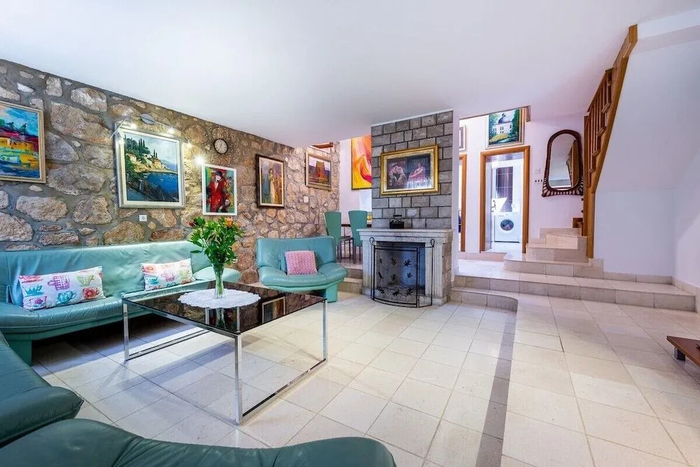 Villa Mia