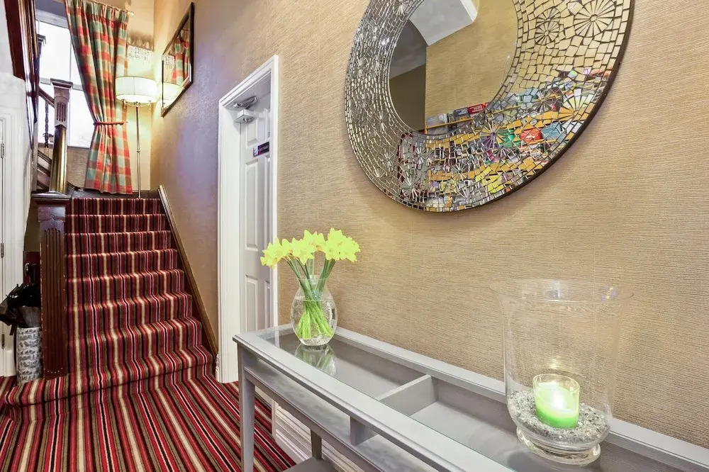 Bowness Bay Suites