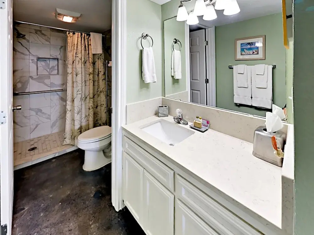 116 Sea Breeze - 1 Br Condo