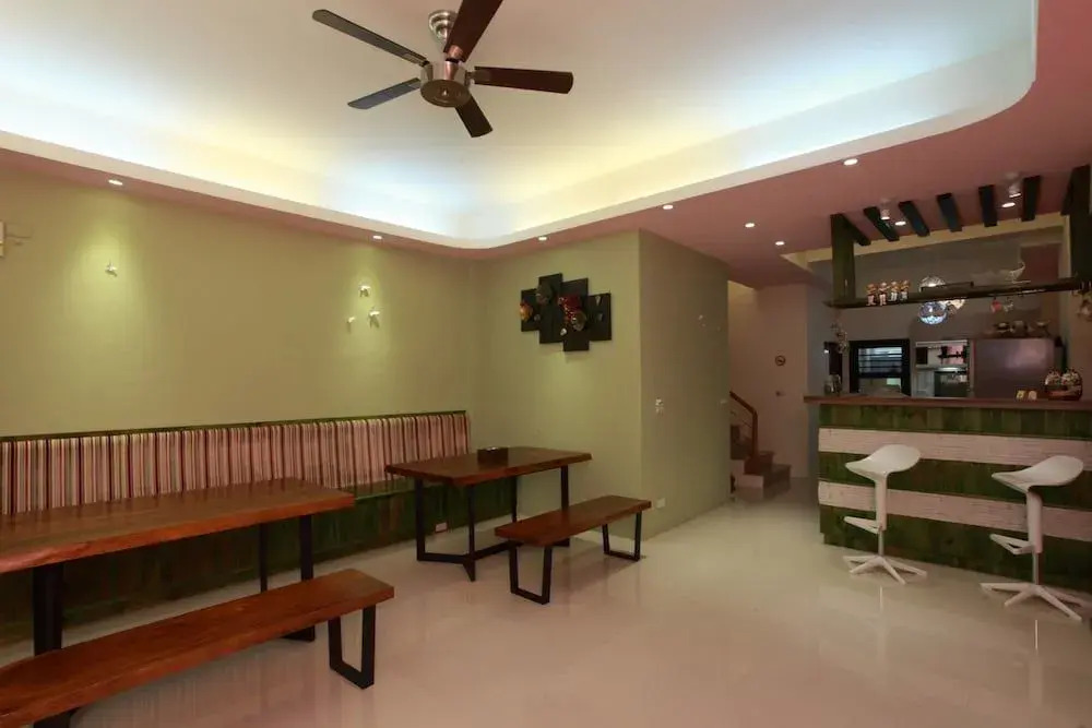 Heyuan B&B