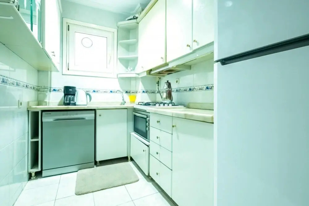 Captivating and Central Flat With Balcony in Sisli