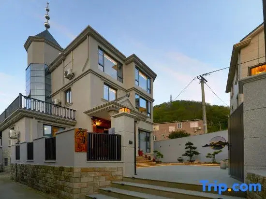 Xiangshan Youjian Homestay