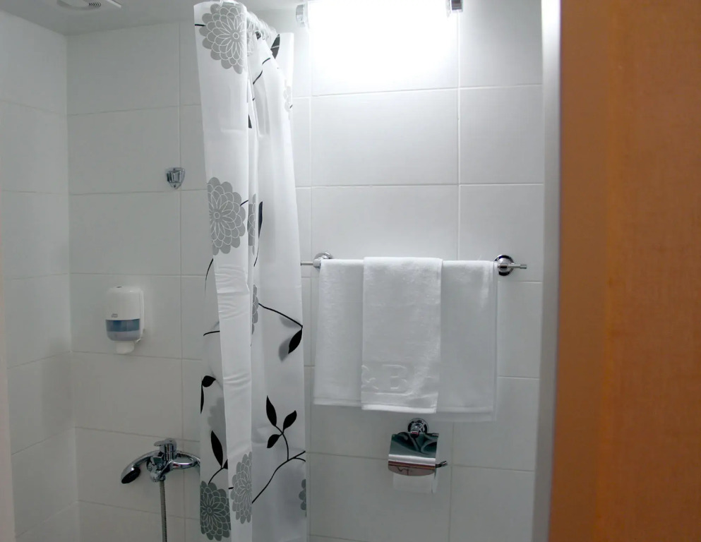 Staywell Hotel