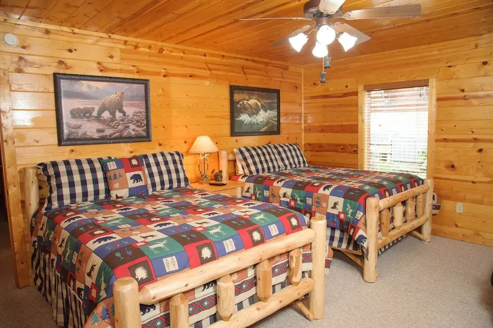 Smoky Mountain Memories 5 Bedroom Cabin
