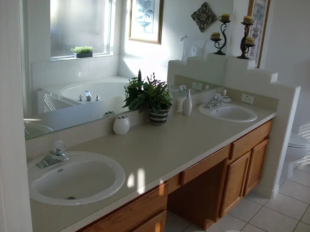 Have a great vacational experience in this 6 bedroom house