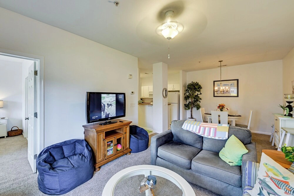 Pool Access & Easy Beach Days! Lewes Unit w/ Patio