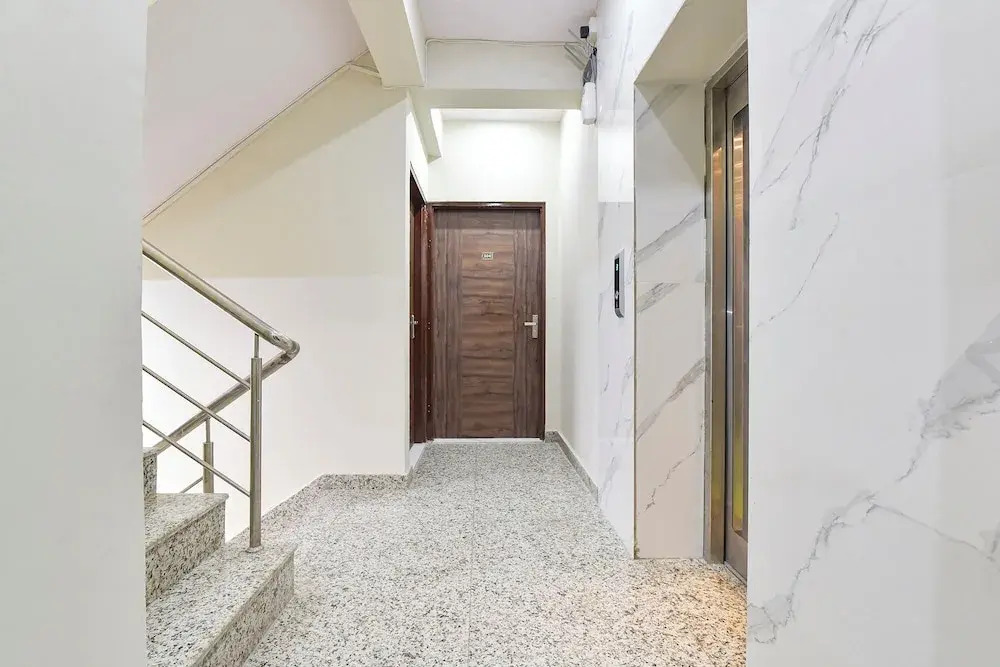 Fabhotel Bungalow 14